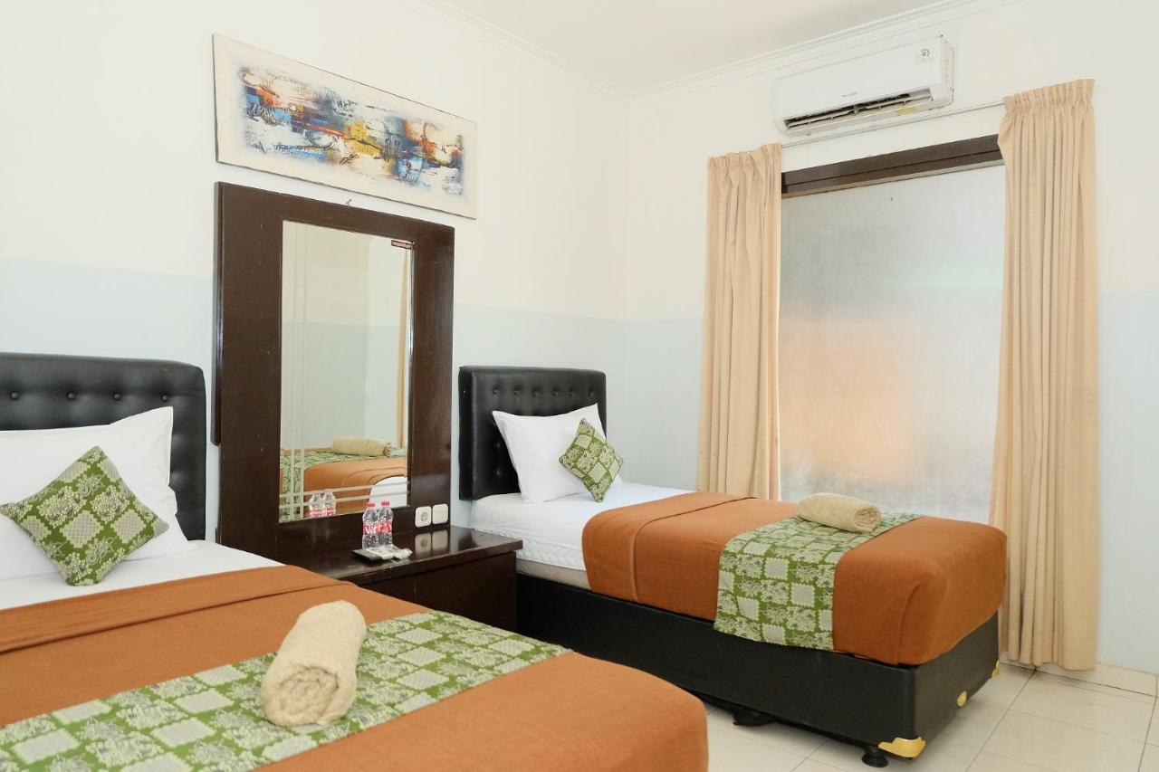 The Kirana Purnama Semarang Hotel Kültér fotó